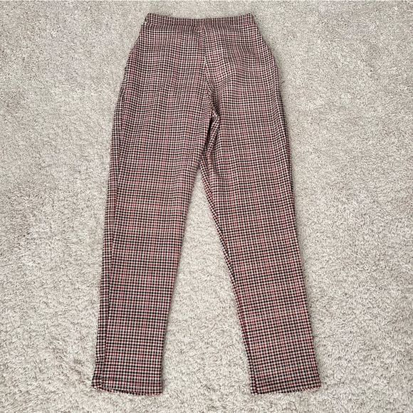 PRETTYLITTLETHING Houndstooth Ankle Pants - Picture 3 of 5